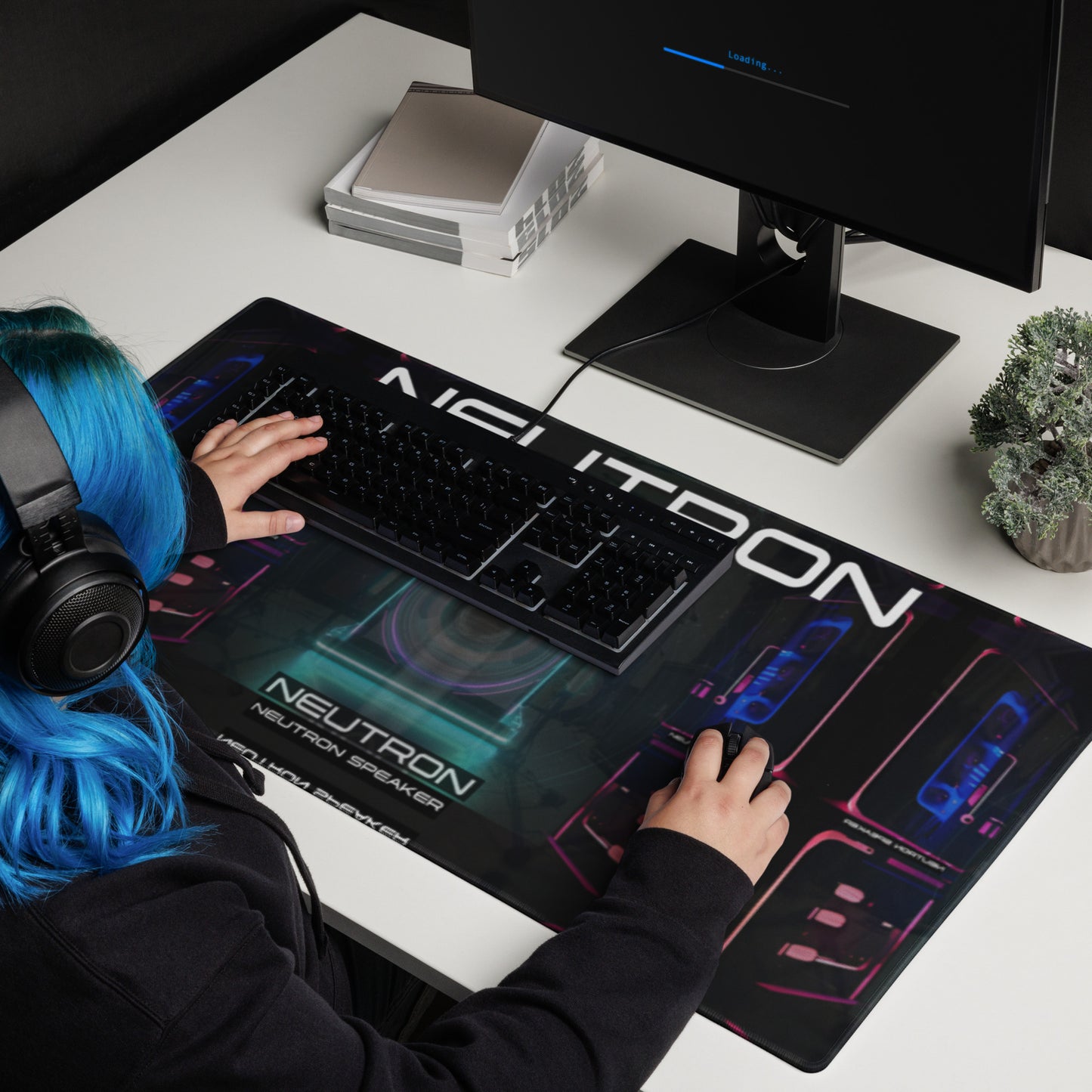 Neutron Speaker mouse pad